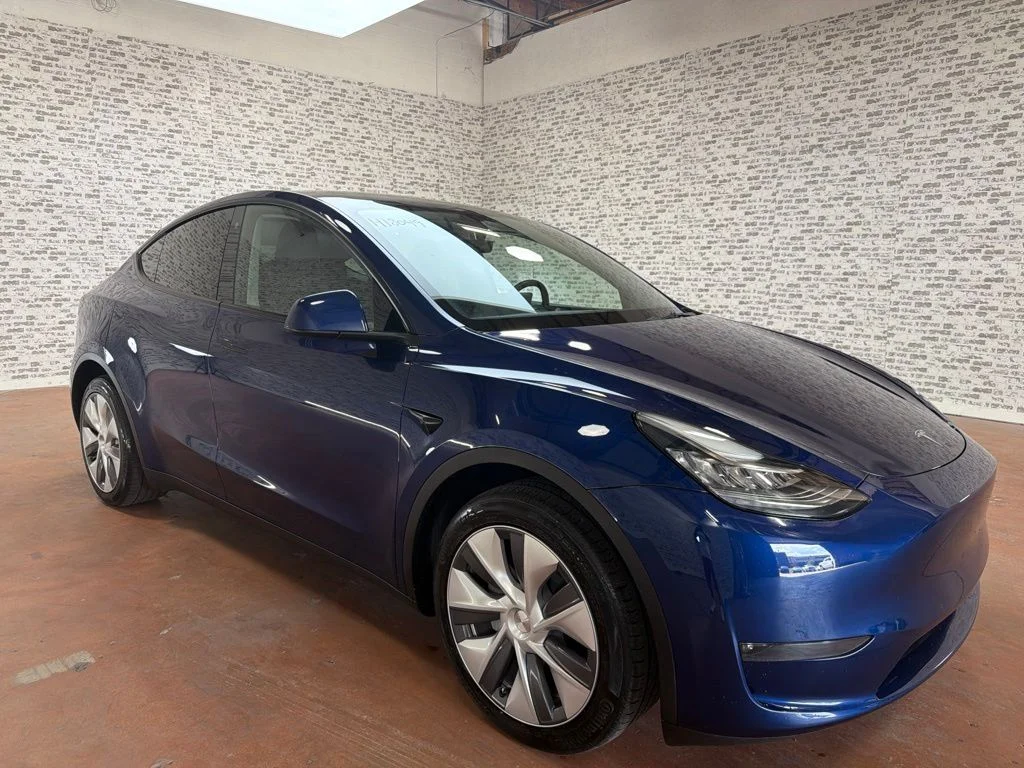 Used 2023 Deep Blue Metallic Tesla Long Range image 1