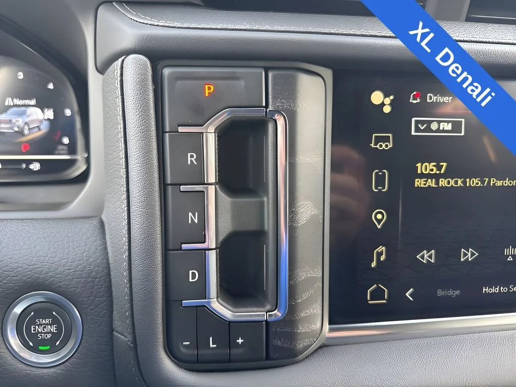 Used 2024 Onyx Black GMC Denali image 18