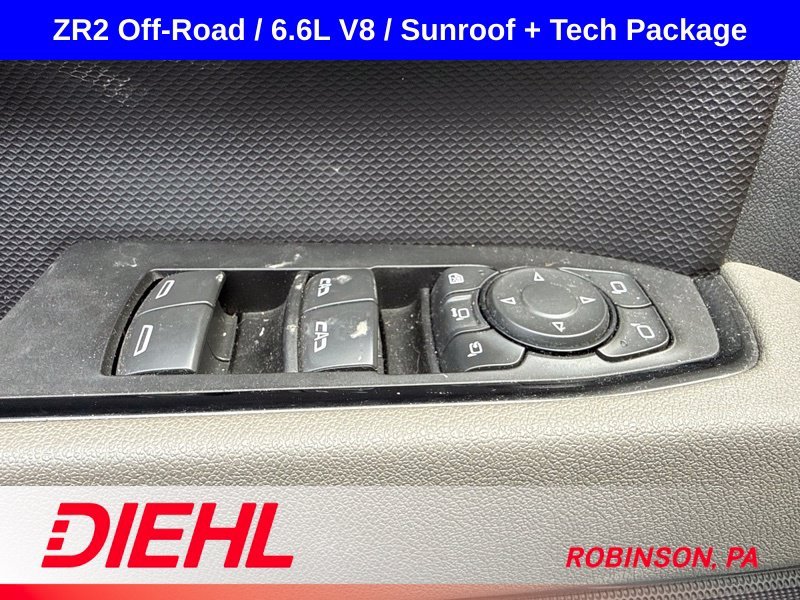 Used 2025 Gray Chevrolet ZR2 image 24