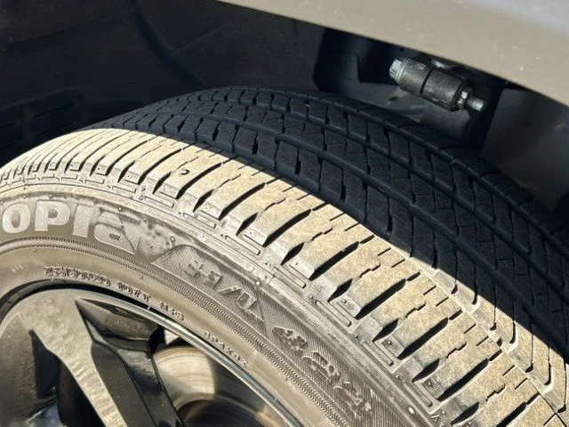 Used 2022 Gray Jeep Altitude image 15