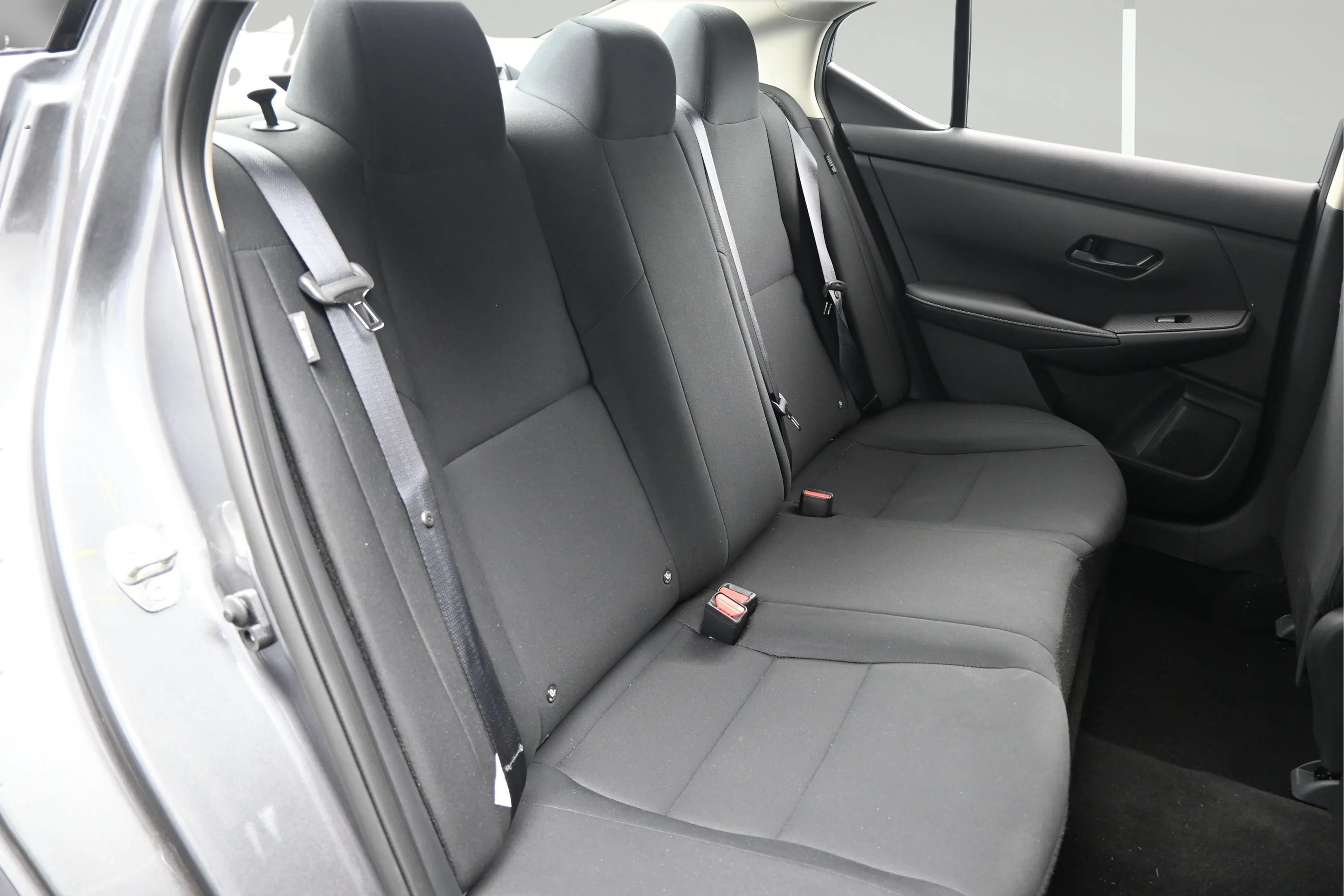 Certified Used 2025 Gun Metallic Nissan S image 13