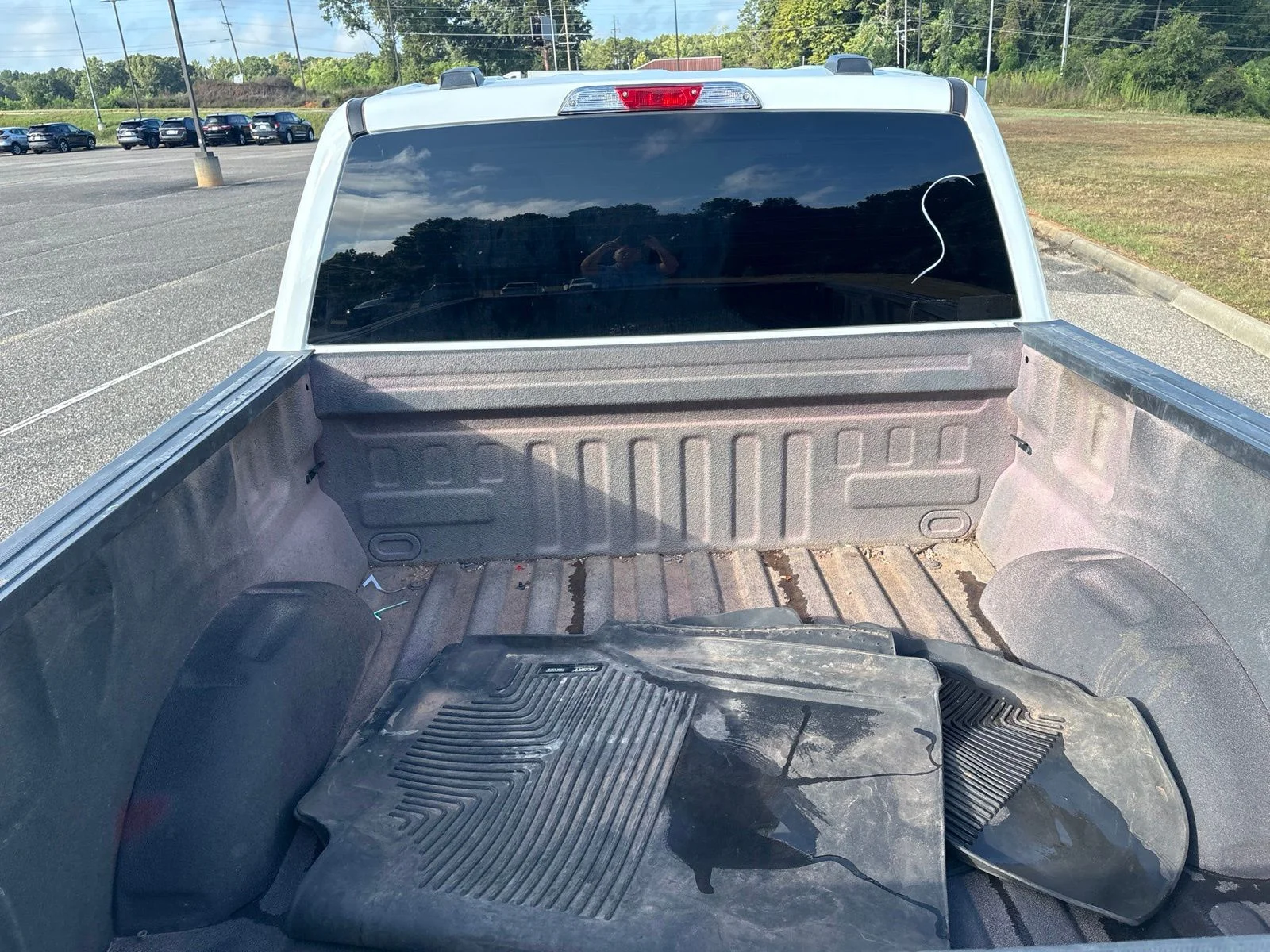 Used 2023 White Ford XL image 6