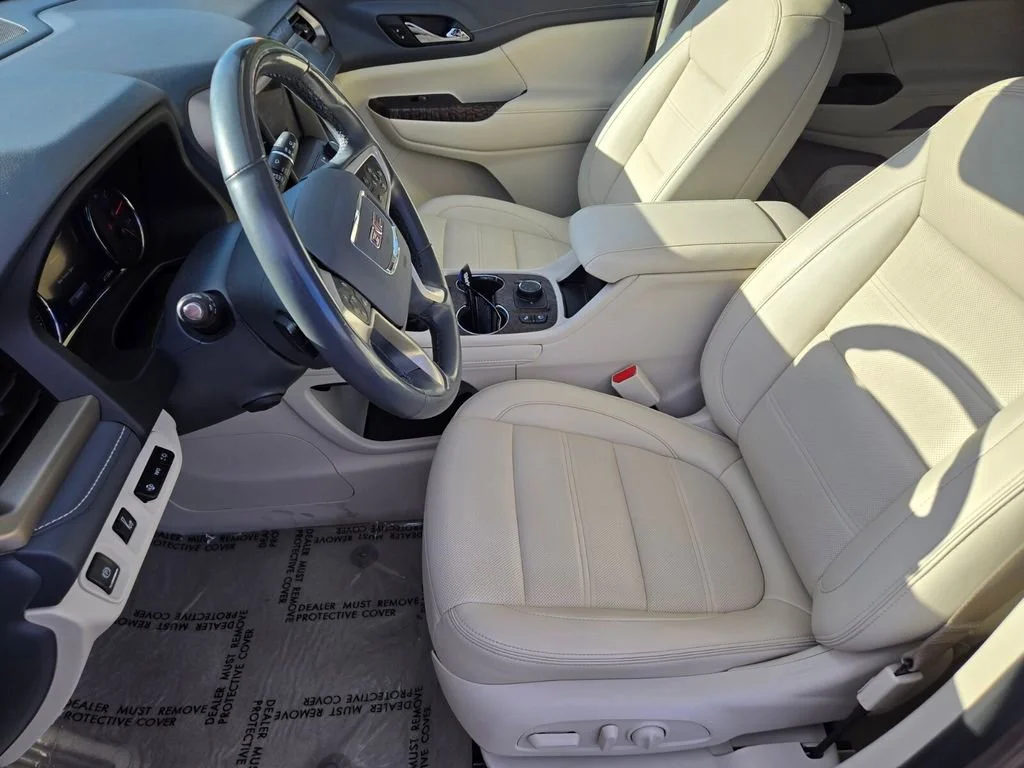 Used 2023 Light Stone Metallic GMC Denali image 10