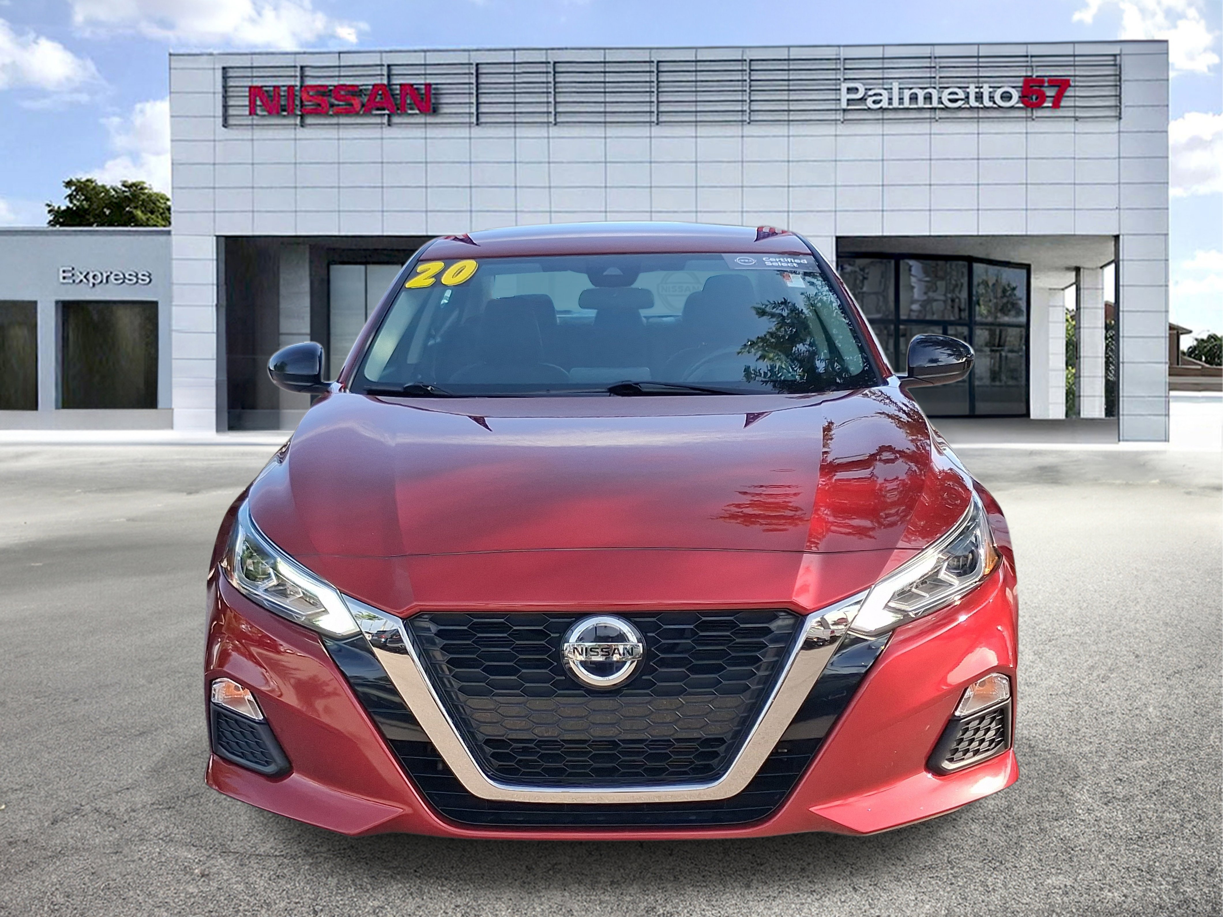 Certified Used 2020 Red Nissan 2.5 SR image 2