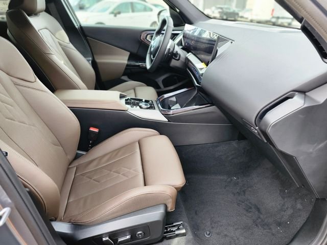 2026 BMW X3 30 - Photo 11