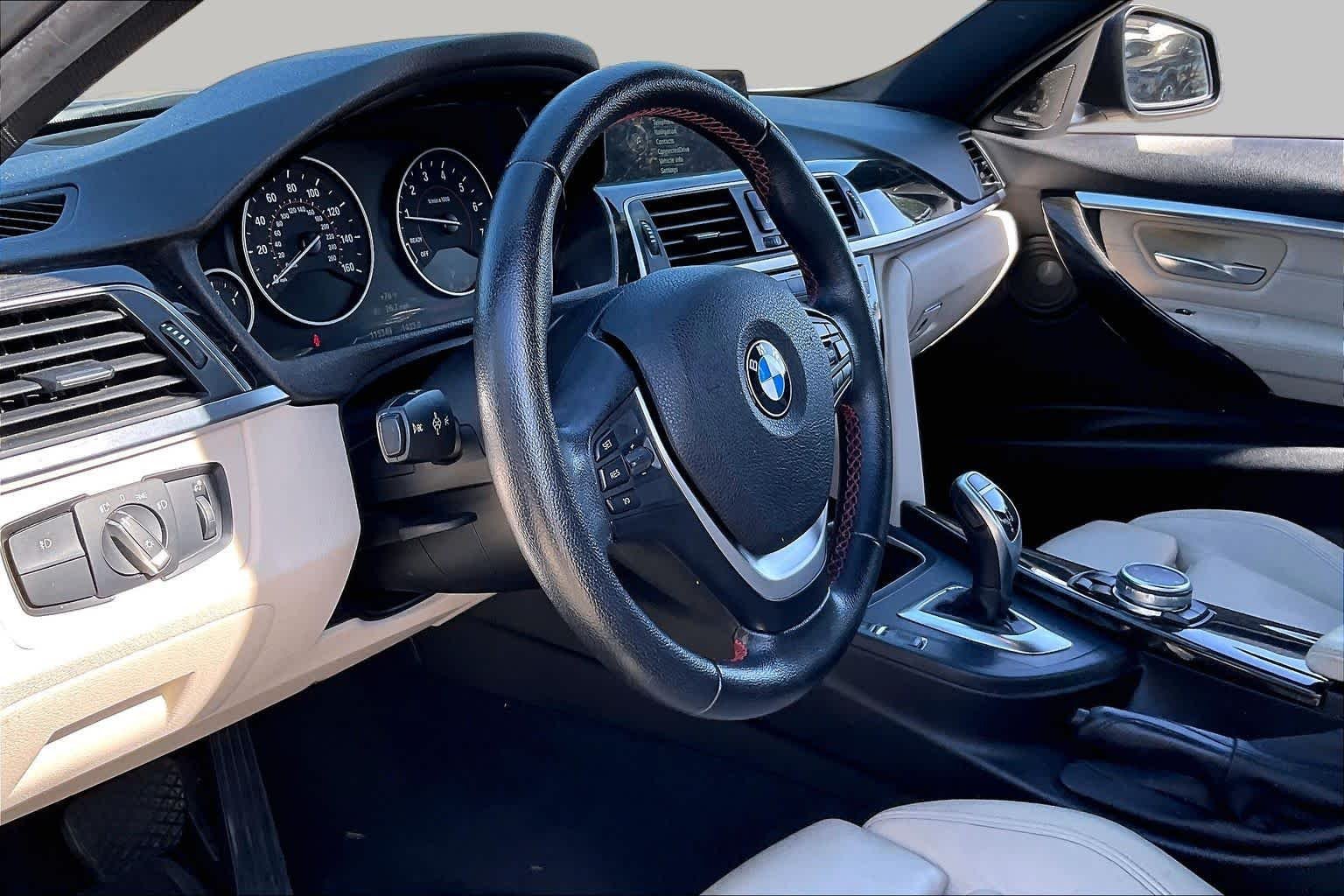 Used 2016 Mediterranean Blue Metallic BMW 328i image 18