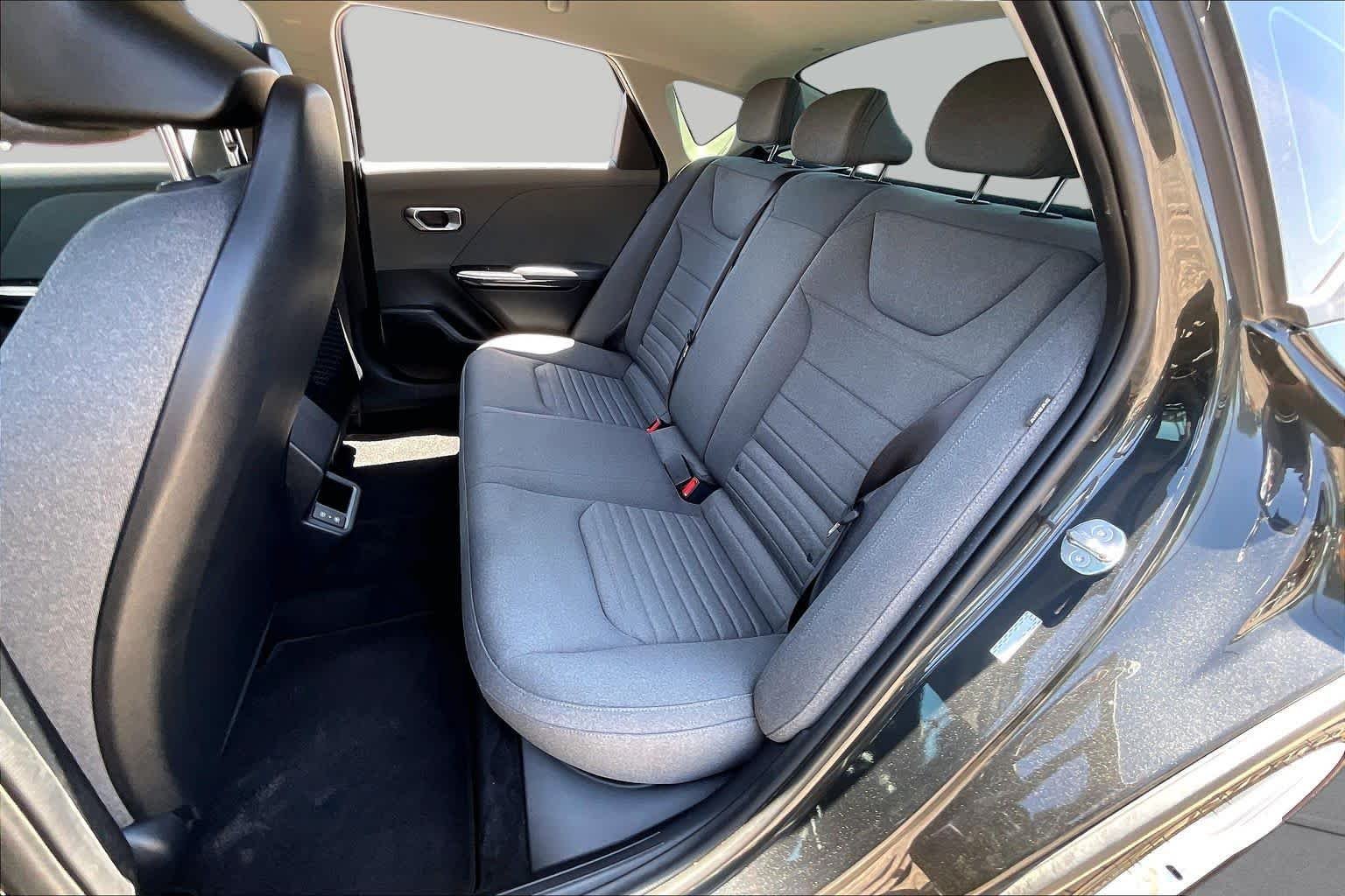 Used 2025 Interstellar Gray Kia EX image 19