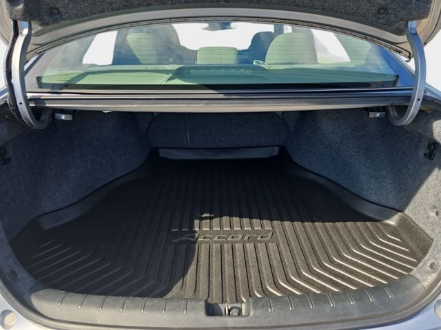 Used 2016  Honda EX-L image 14