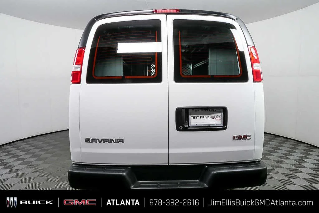 New 2025 Summit White GMC Work Van image 24