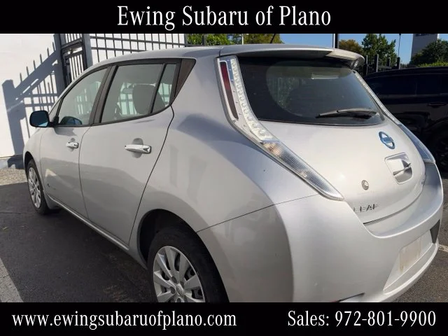 Used 2015 Silver Nissan S image 4