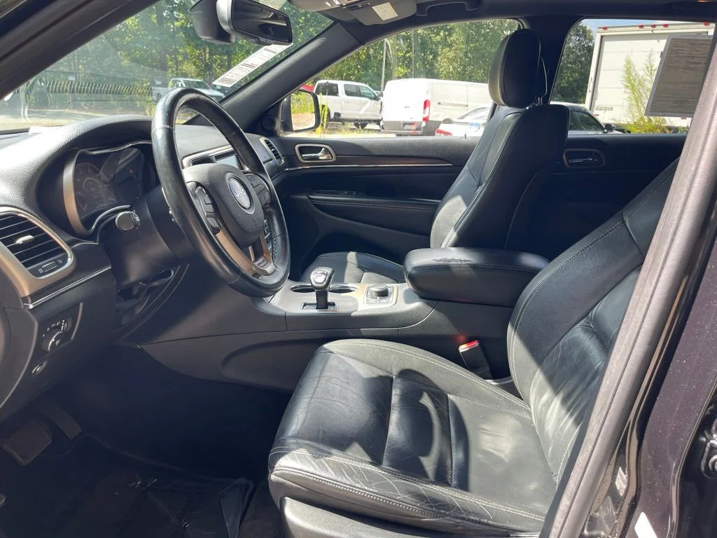 Used 2014 Black Jeep Limited image 15