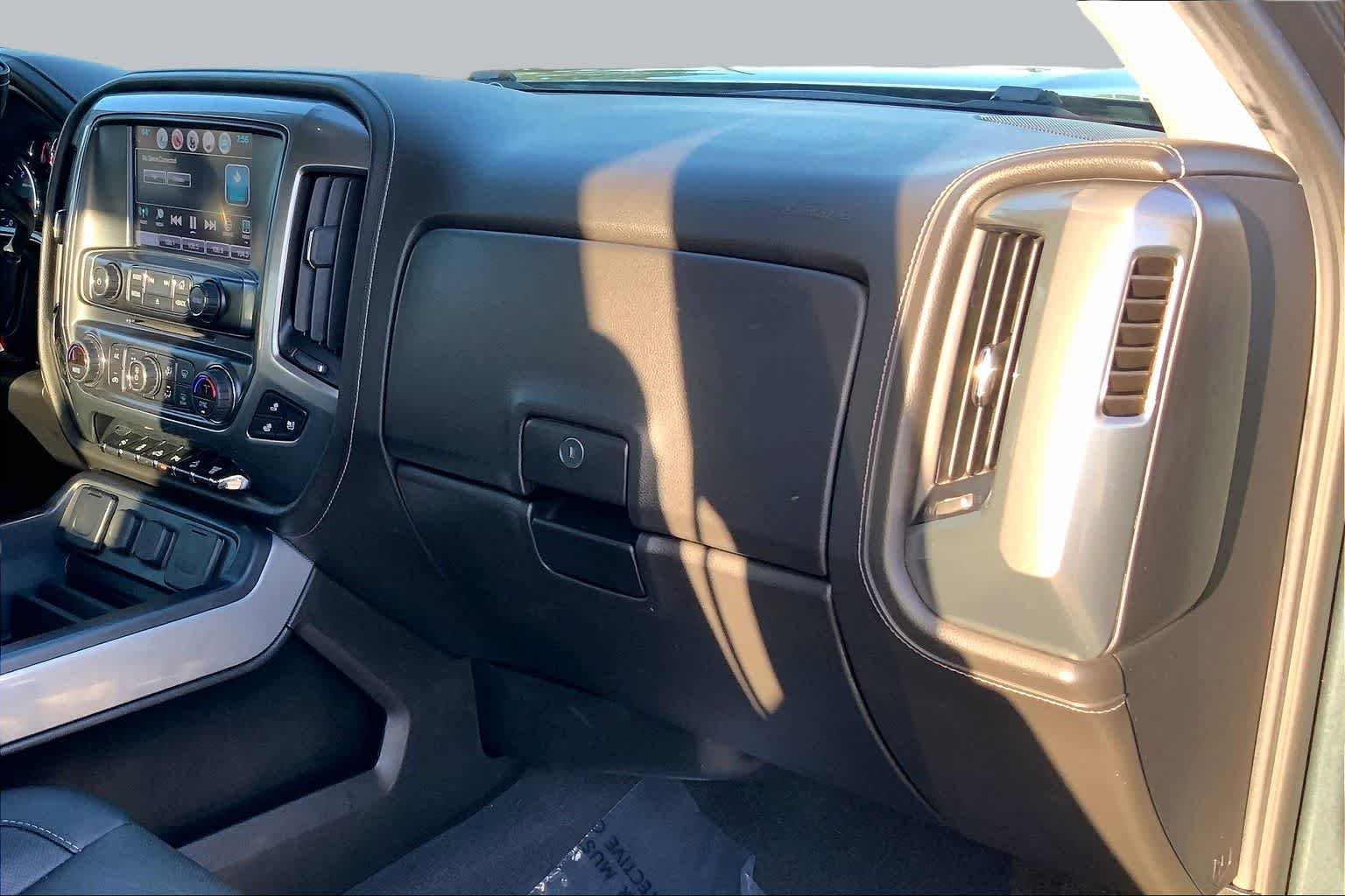 Used 2019 Graphite Metallic Chevrolet LTZ image 17