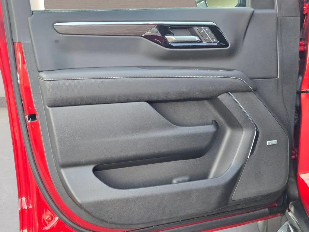 2026 Chevrolet Tahoe Premier - Photo 23