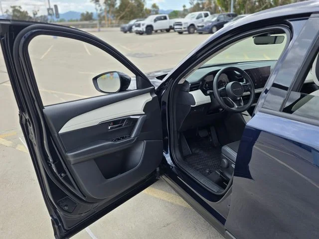 New 2026 Navy Blue Mica Mazda 2.5 S Select AWD image 36