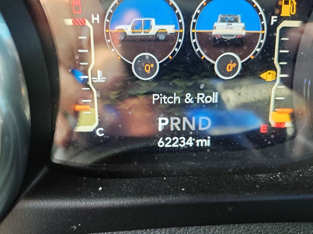Used 2021 Black Jeep Overland image 19