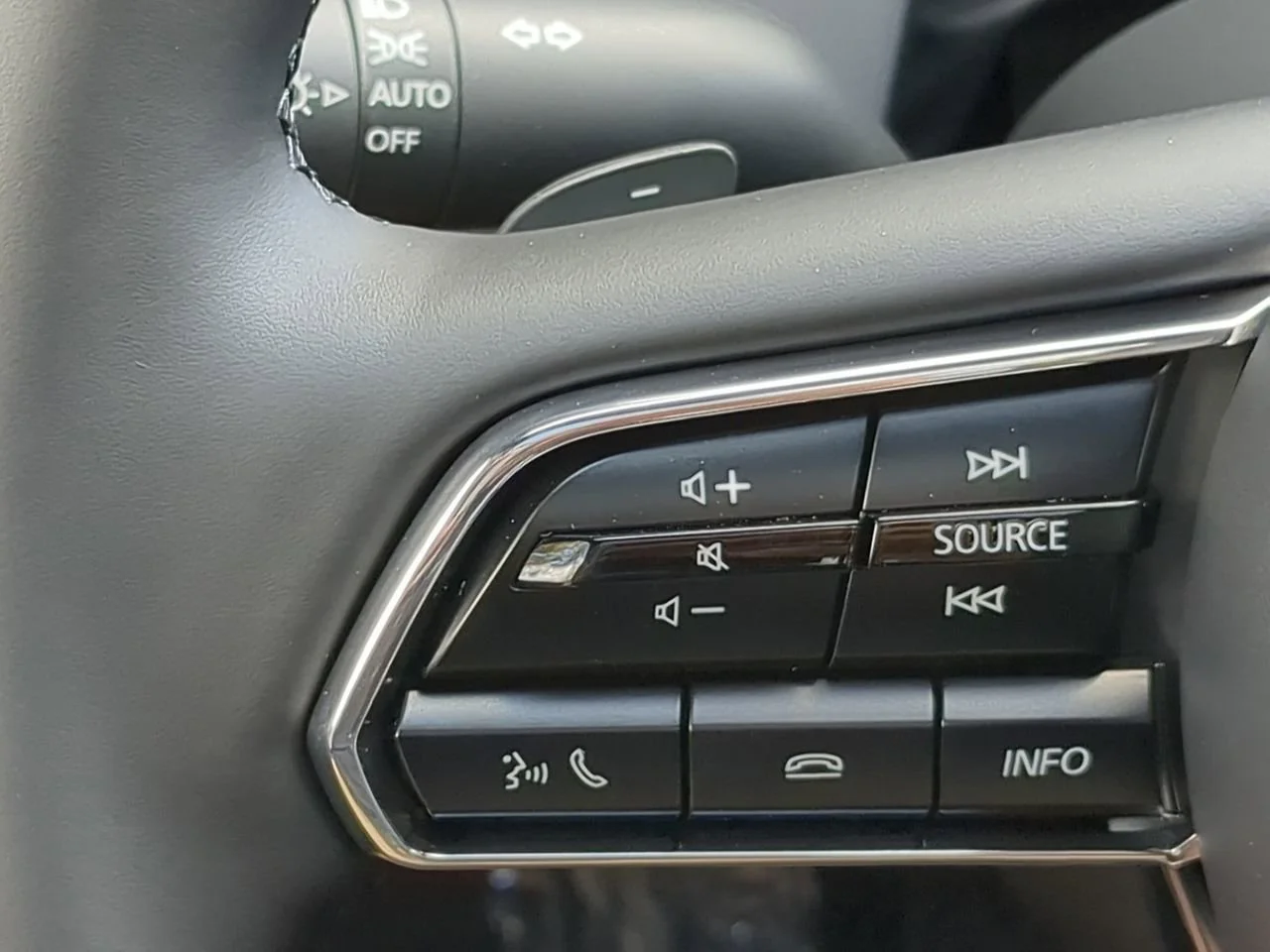 Used 2025 Deep Crystal Blue Mica Mazda Premium Plus Package image 19