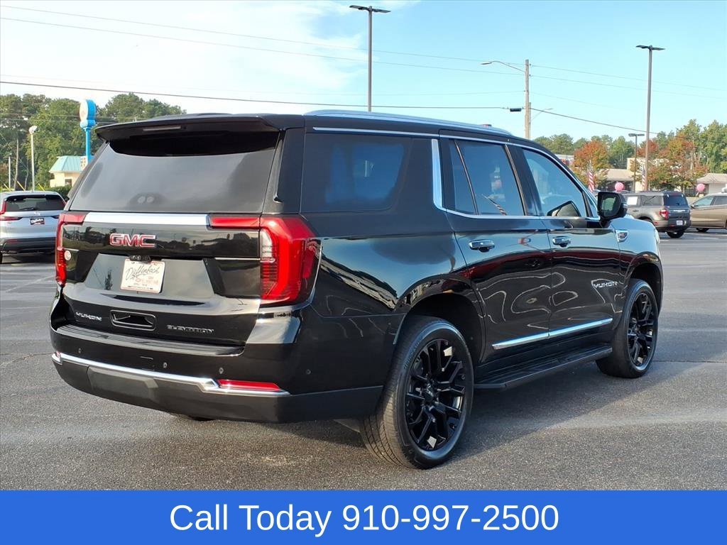 Used 2025 Onyx Black GMC Elevation image 6
