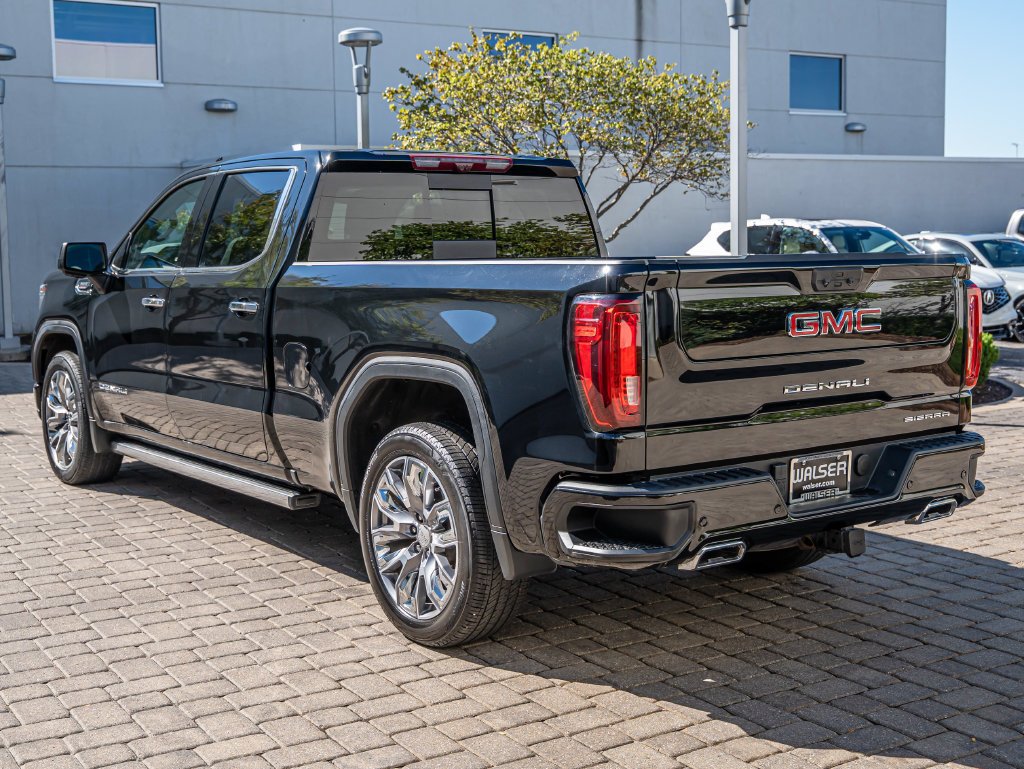 Used 2024 Onyx Black GMC Denali image 6
