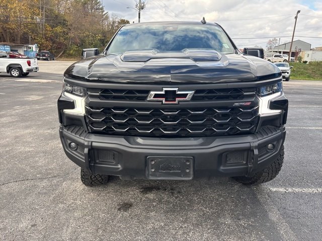 2023 Chevrolet Silverado 1500 ZR2 photo 3