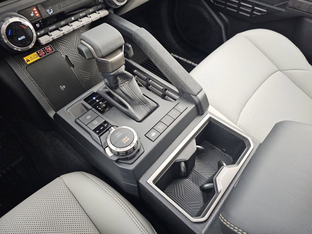 2026 Toyota Tacoma Limited - Photo 35