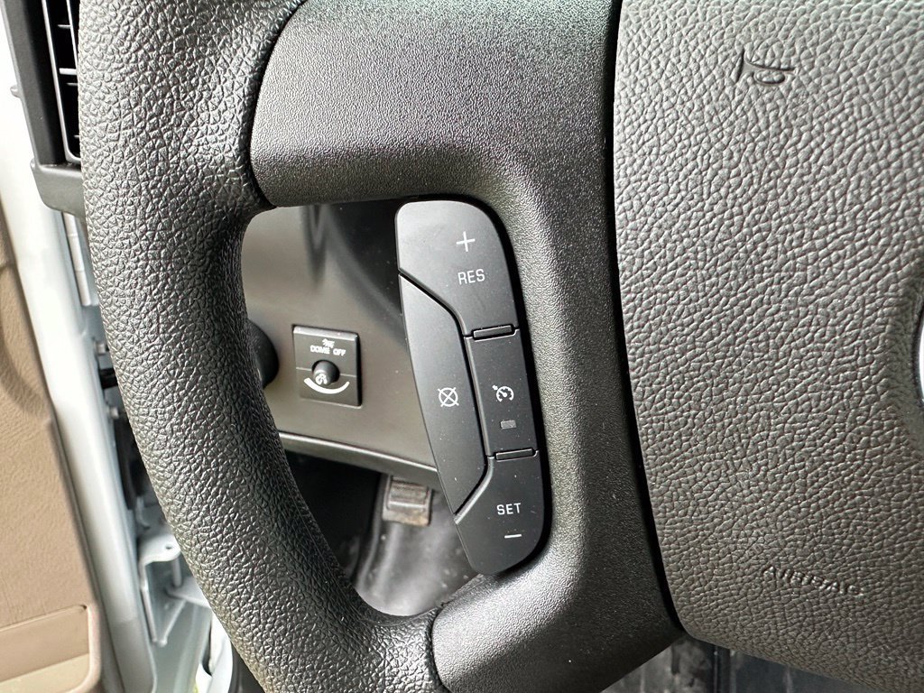2026 Chevrolet Express Cargo Work Van - Photo 23