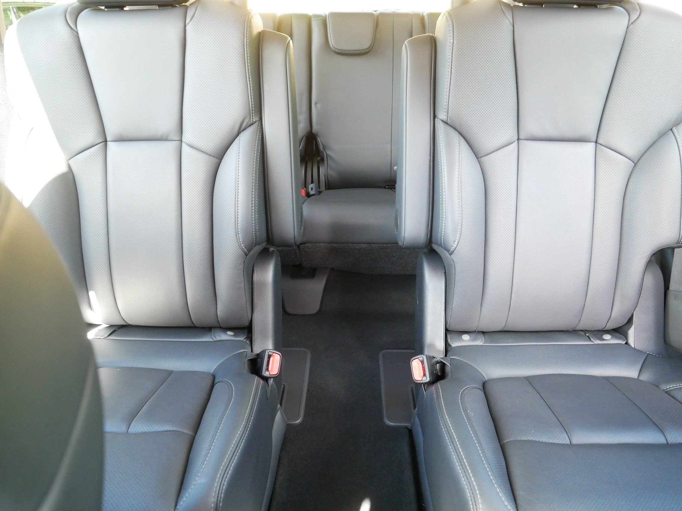 Used 2024 Cosmic Blue Pearl Subaru Limited image 13
