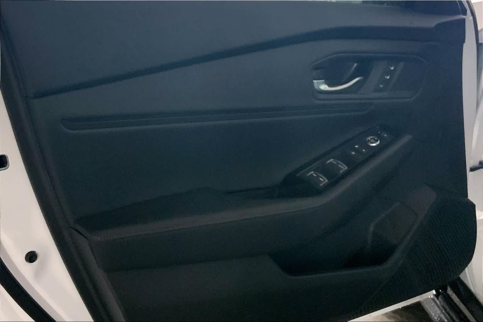 New 2026 Platinum White Pearl Honda Touring Hybrid image 8