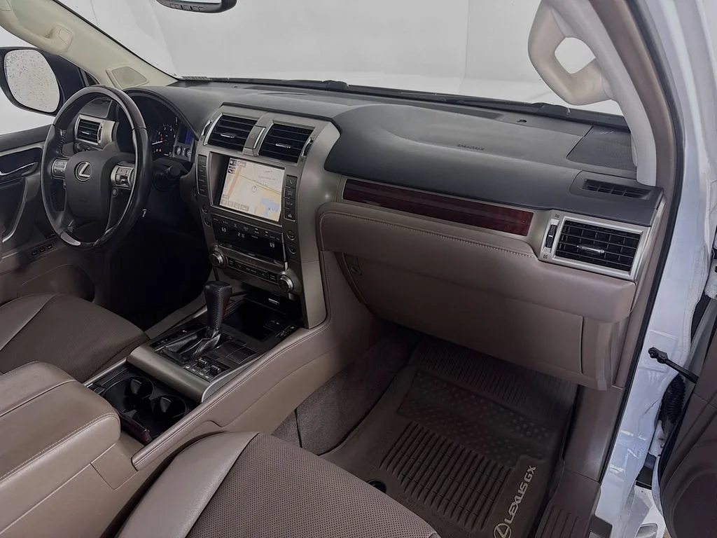 Used 2019 Starfire Pearl Lexus Premium image 30