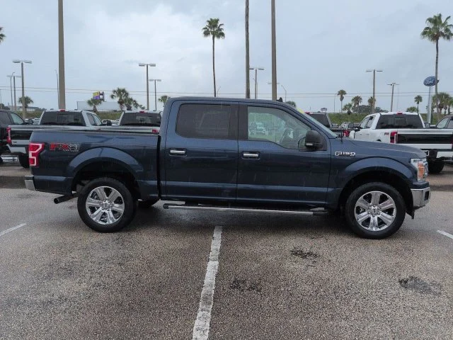 Used 2019 Blue Ford XLT image 3
