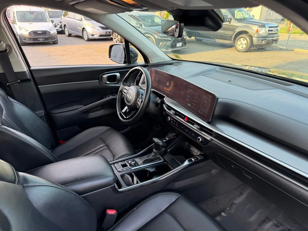 Used 2024 Black Kia X-Line EX image 8