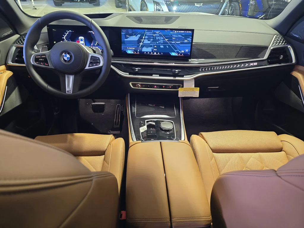 Used 2026 Alpine White BMW sDrive40i image 8