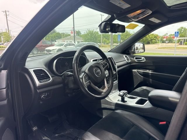 Used 2015 Black Jeep Altitude image 9