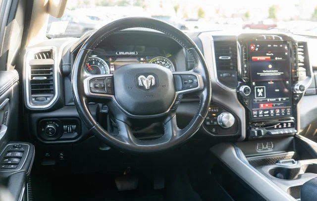 Used 2021 Silver Ram Laramie image 13