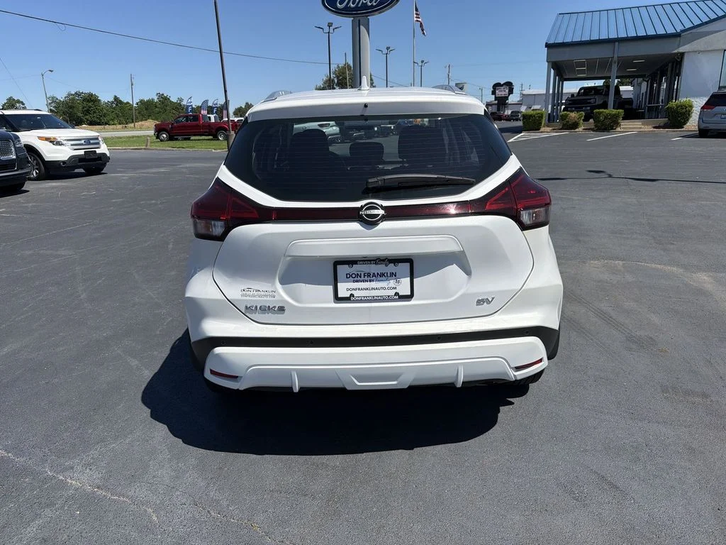 Used 2024 White Nissan SV image 13