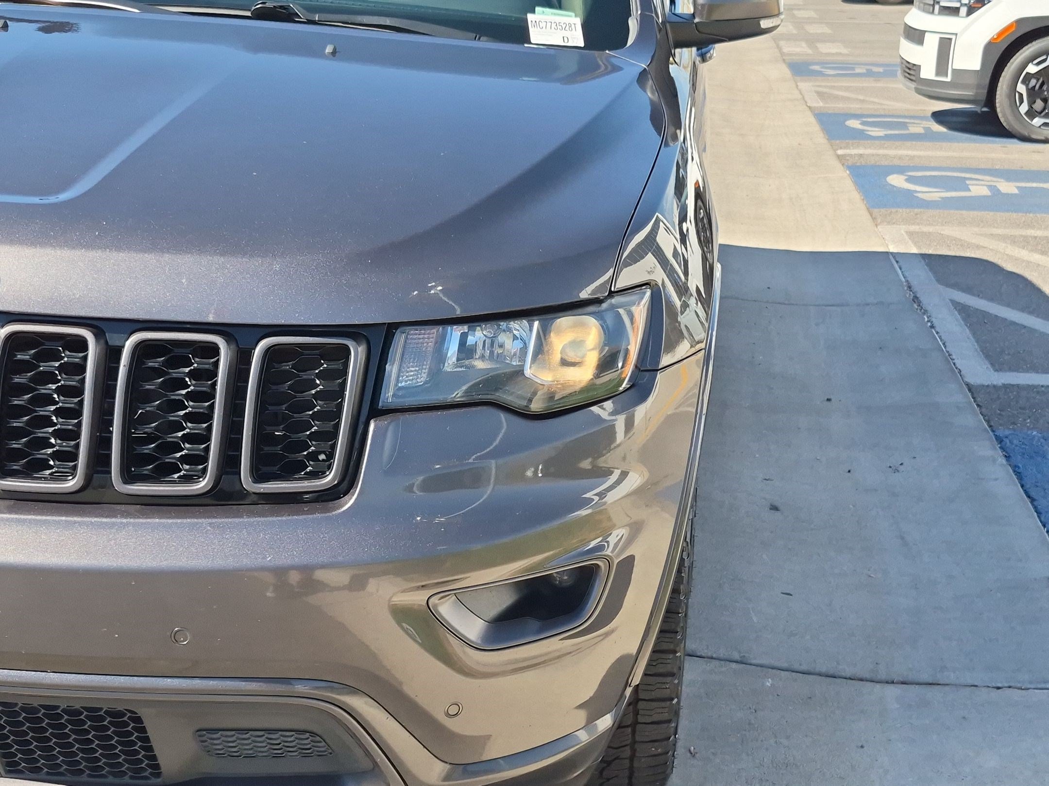 Used 2021 Granite Crystal Metallic Clearcoat Jeep 80th Anniversary image 9