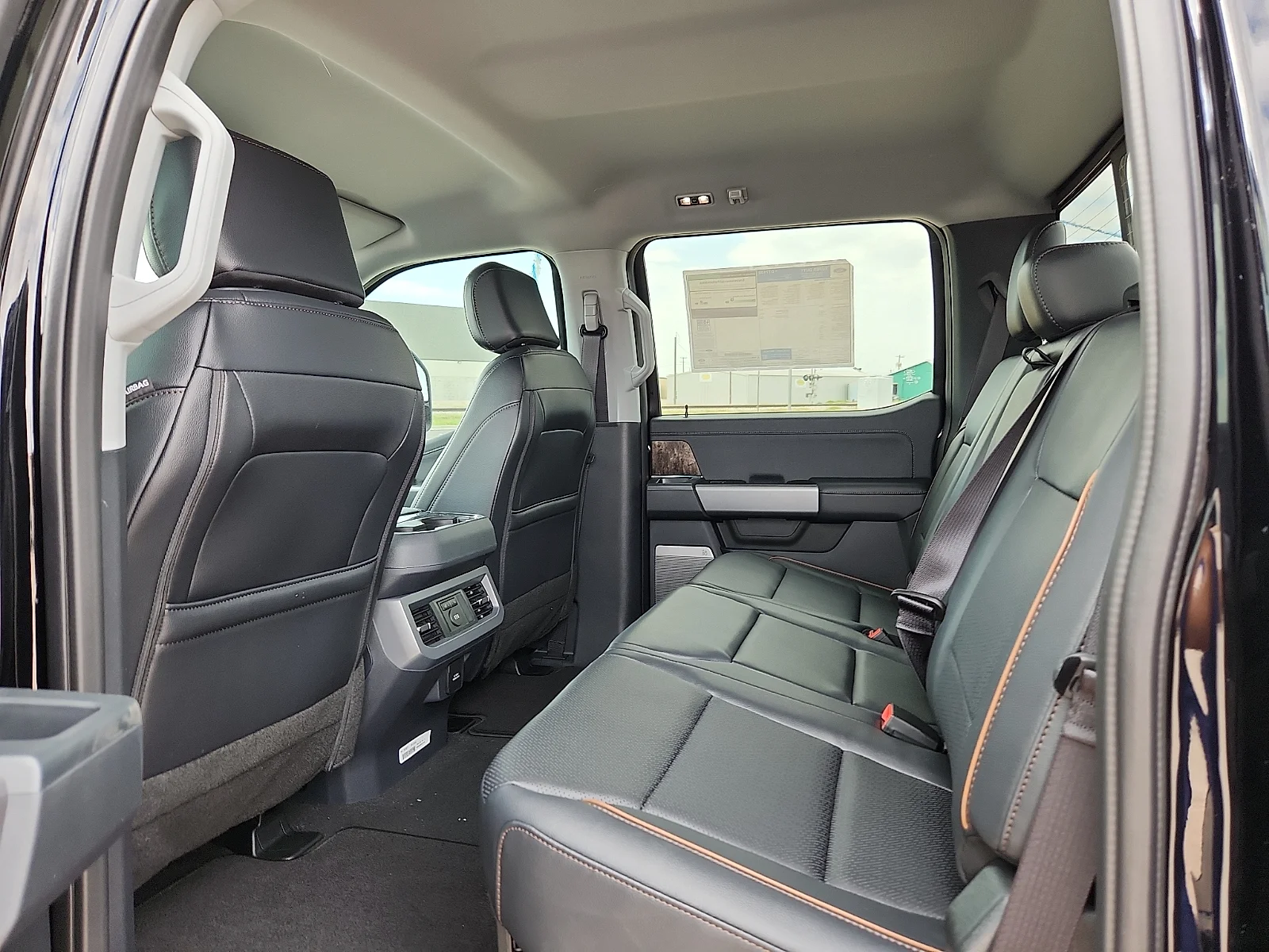 New 2026 Agate Black Metallic Ford F-250® Lariat® image 18