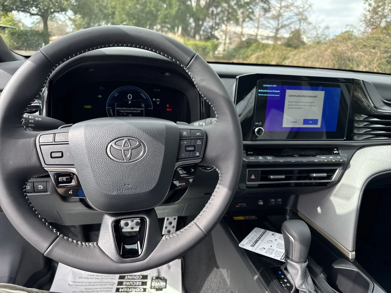 Used 2025  Toyota  image 16