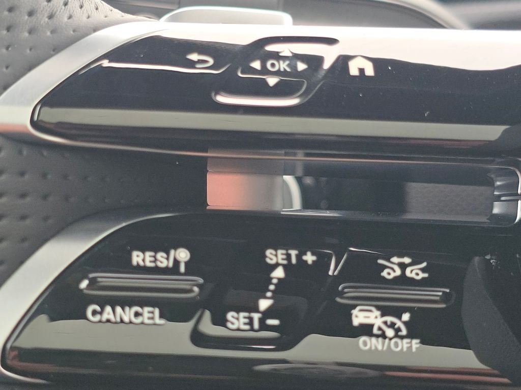 New 2026 Polar White Mercedes-Benz CLA 250 image 34