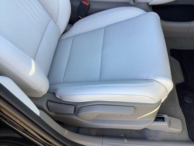 New 2026 Abyss Black Hyundai Blue SEL image 21