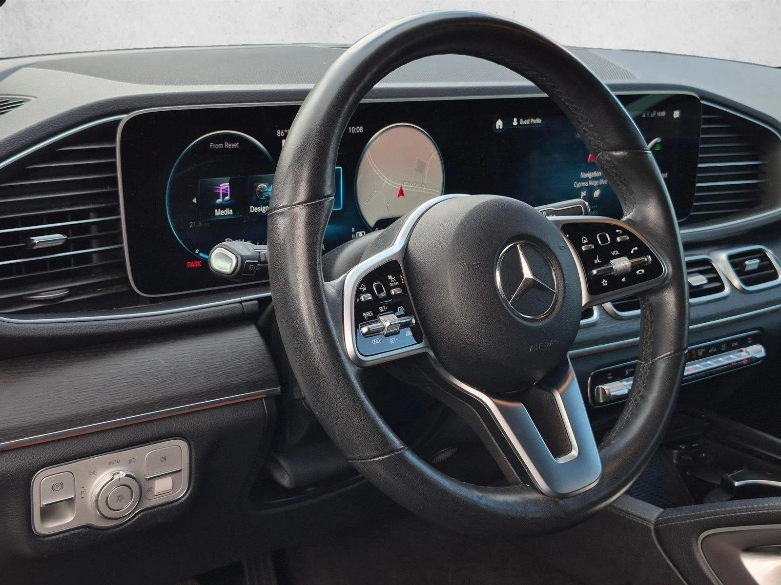 Used 2022 Selenite Grey Metallic Mercedes-Benz GLE 350 image 4