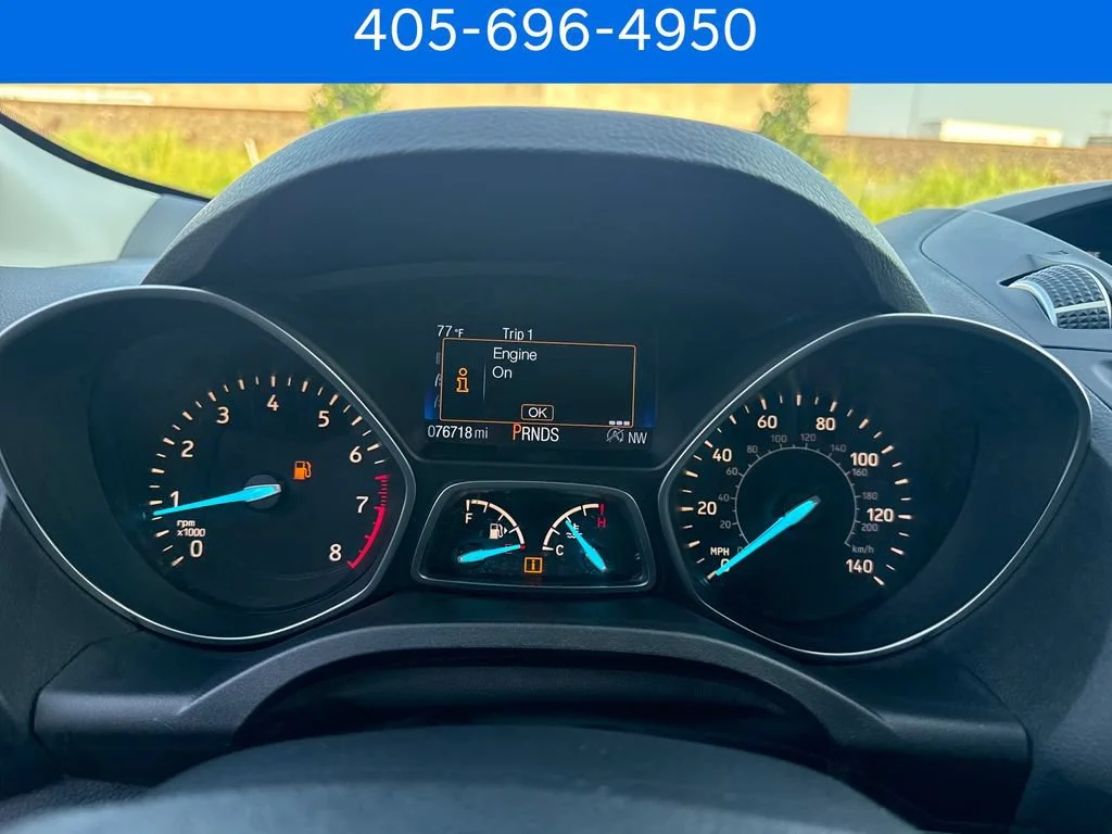 Pre-Owned 2017 Ford Escape SE