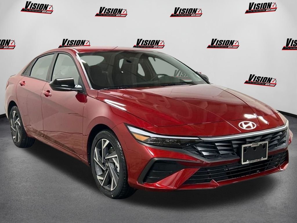 Used 2025 Red Hyundai SEL Sport image 24