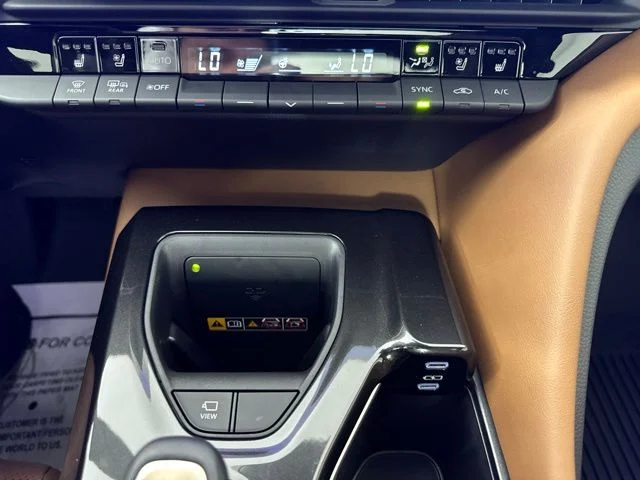 Used 2025 White Toyota Limited image 16