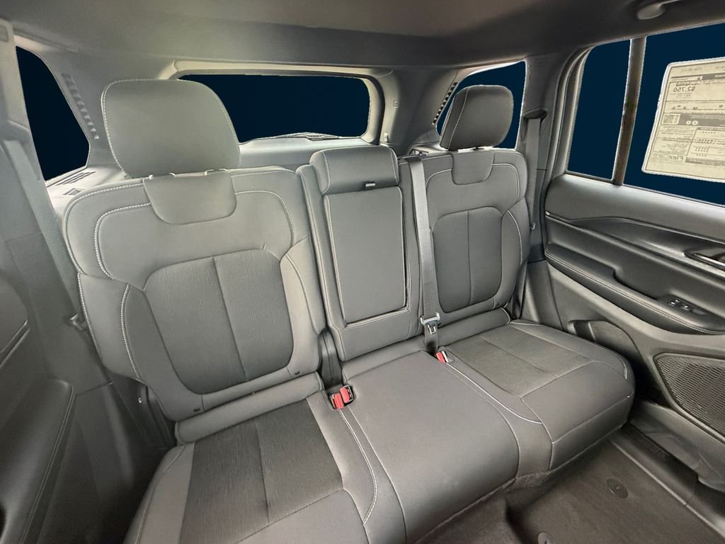New 2026 Silver Zynith Exterior Paint Jeep Laredo image 18