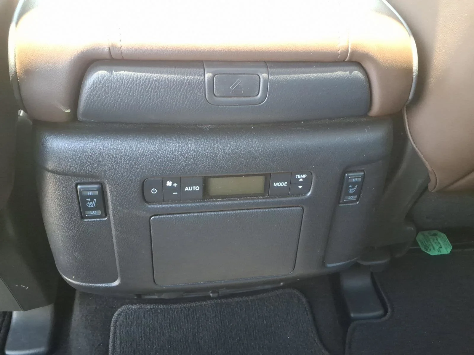 Used 2023 Aspen White Tricoat Nissan Platinum image 17