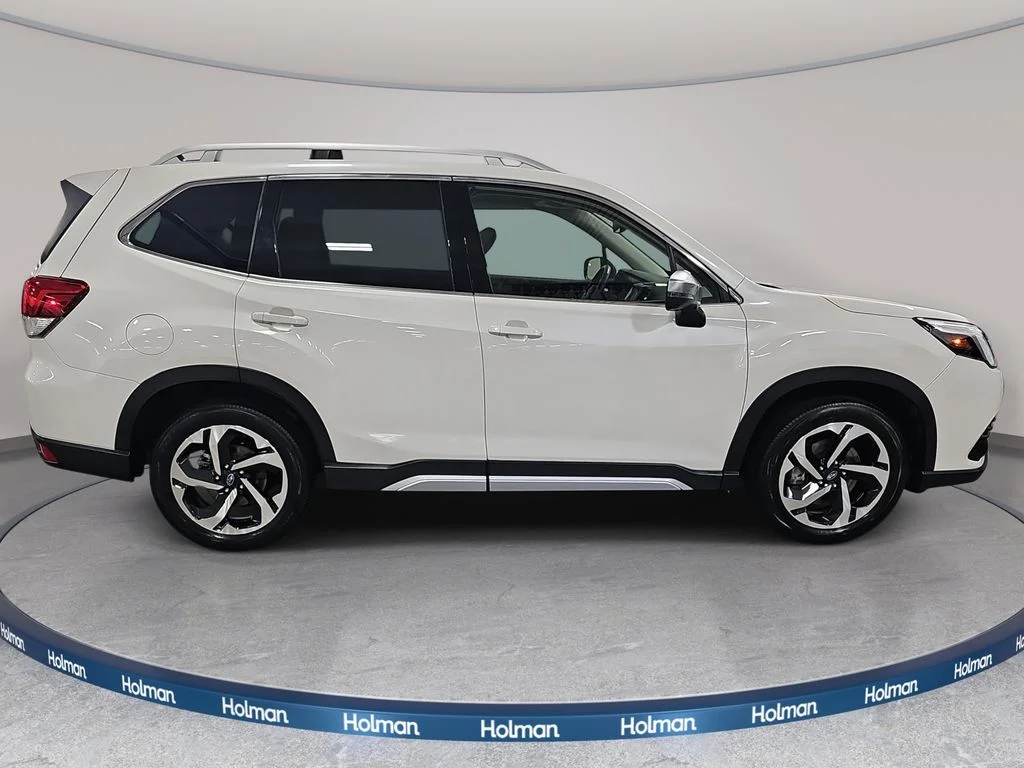 Used 2023 White Subaru Touring image 3