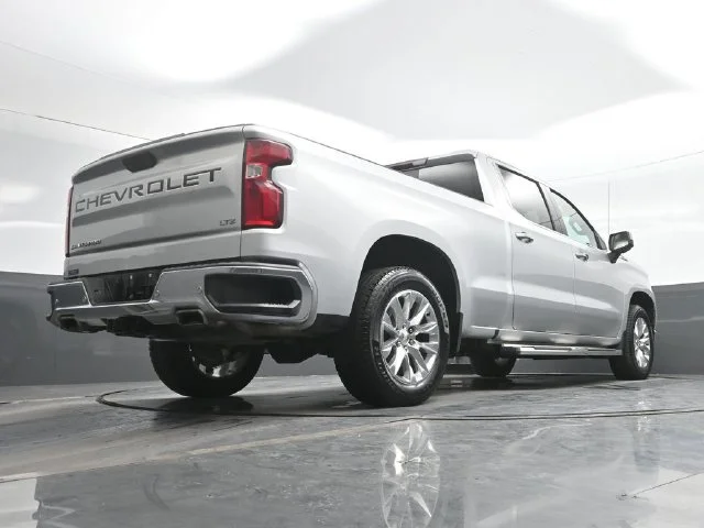 Used 2021 Silver Chevrolet LTZ image 26