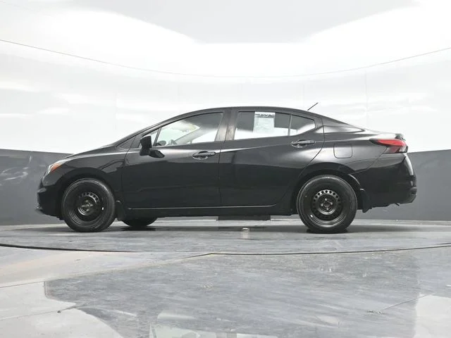 Used 2021 Black Nissan 1.6 S image 20