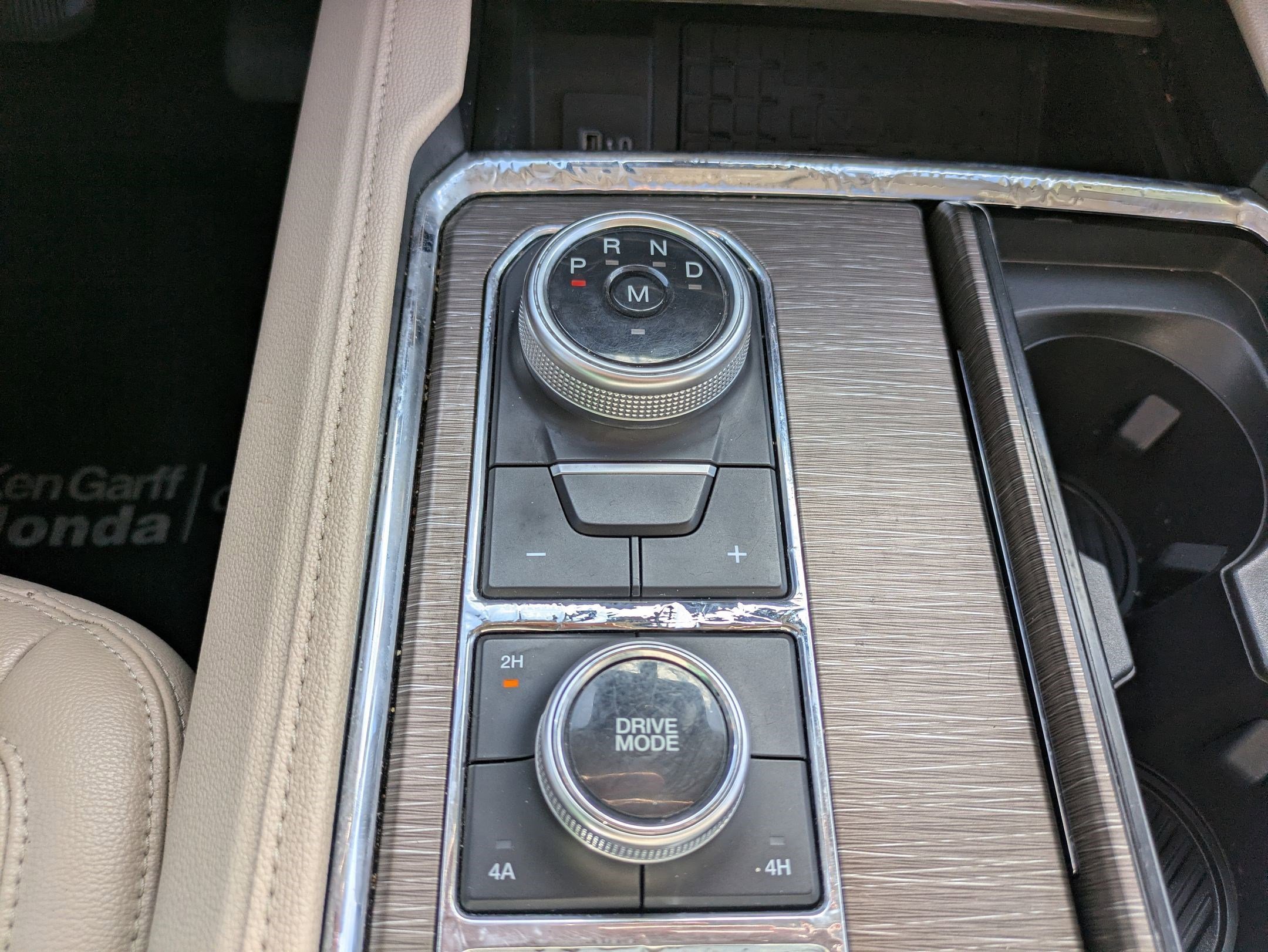 Used 2023 Silver Metallic Ford Limited image 28