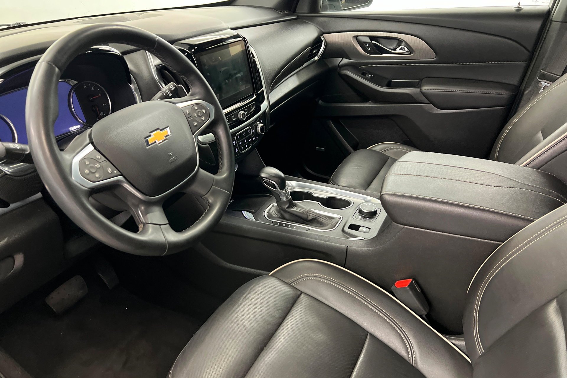 Used 2023 Summit White Chevrolet Premier image 16